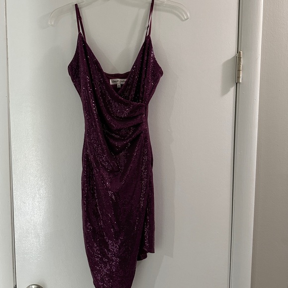Emerald Sundae Plum / Purple Sequin Dress Bodycon Fitted Size XS. 0 - Picture 4 of 4